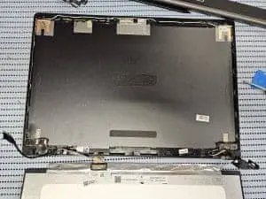 Laptop scherm reparatie Laptop scherm reparatie 3